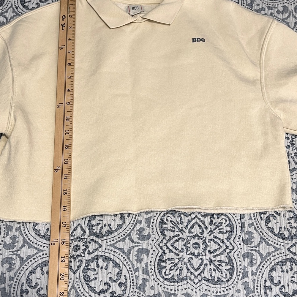 Urban Outfitters BDG Cream Cropped Polo Sweatshirt XS - Picture 10 of 13